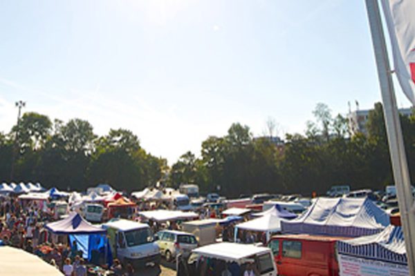 Drive In Autokinos - Essen Trödelmarkt 4